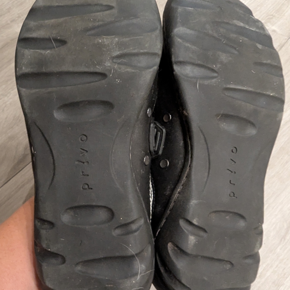 Ryka Black Athletic Shoes - Picture 3 of 3